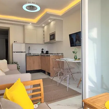 Linea De Playa * 埃斯特波纳